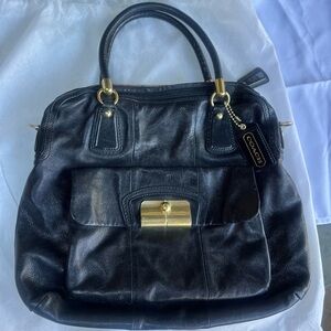 COACH black Leather shoulder bag. RODEO DRIVE